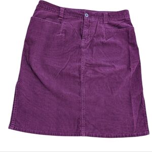 The North Face Burgundy Red Corduroy Cotton Blend Midi Skirt Size 8 *NWOT
